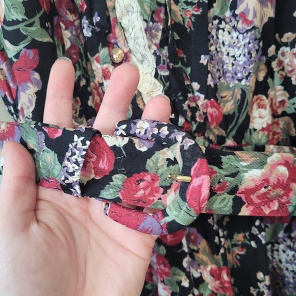 1980s Floral Sailor Collar Shirt Dress - Picture 15 of 16